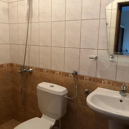 Karavel Hotel *